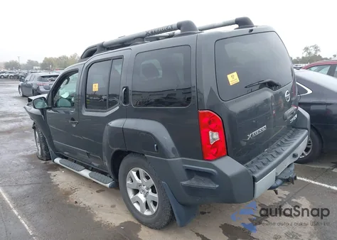 2010 Nissan Xterra Se z USA, uszkodzony, nr VIN 5N1AN0NW2AC520909